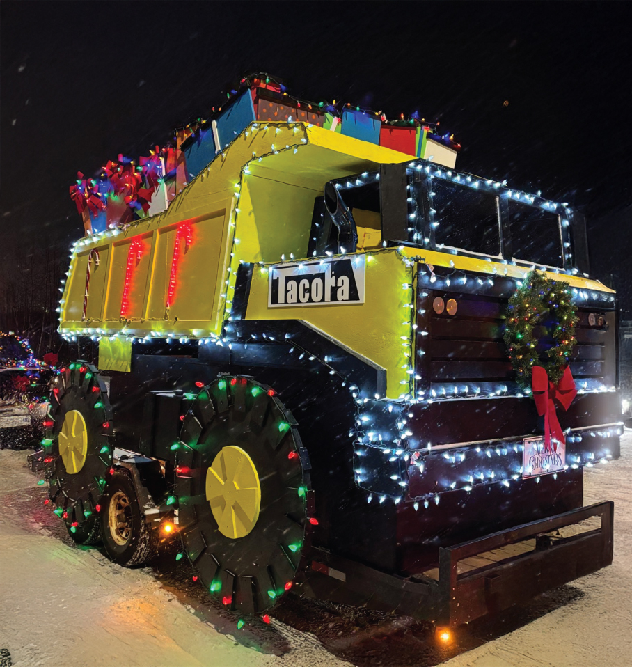 Labrador West Lion's Club Santa Parade and Tree Lighting
